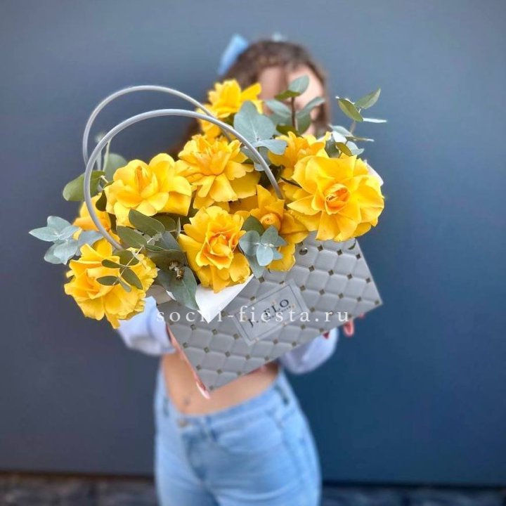 Сумочка с розами "Эдель" в Мурманске