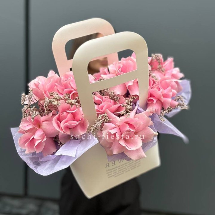 Сумочка розовых роз "Плинки" в Мурманске