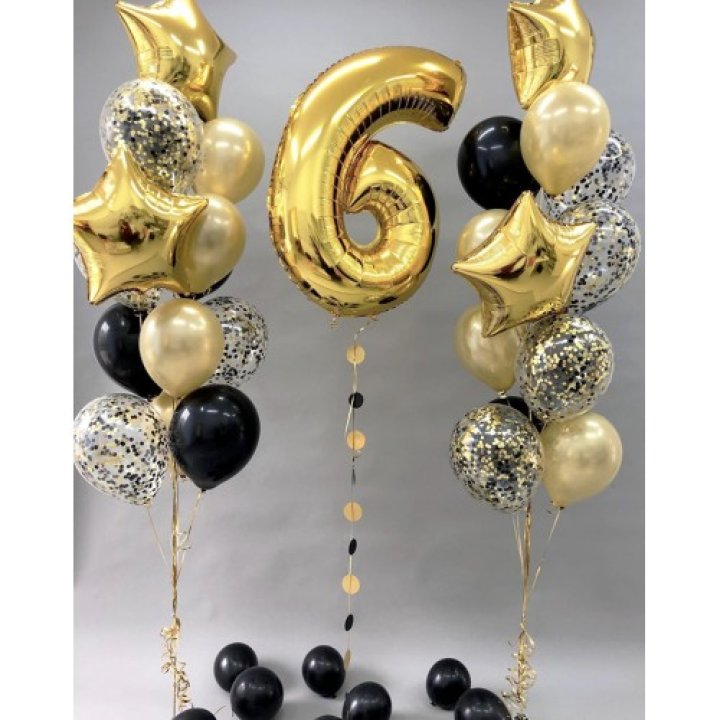 Цифра с фонтанами шаров  в Мурманске