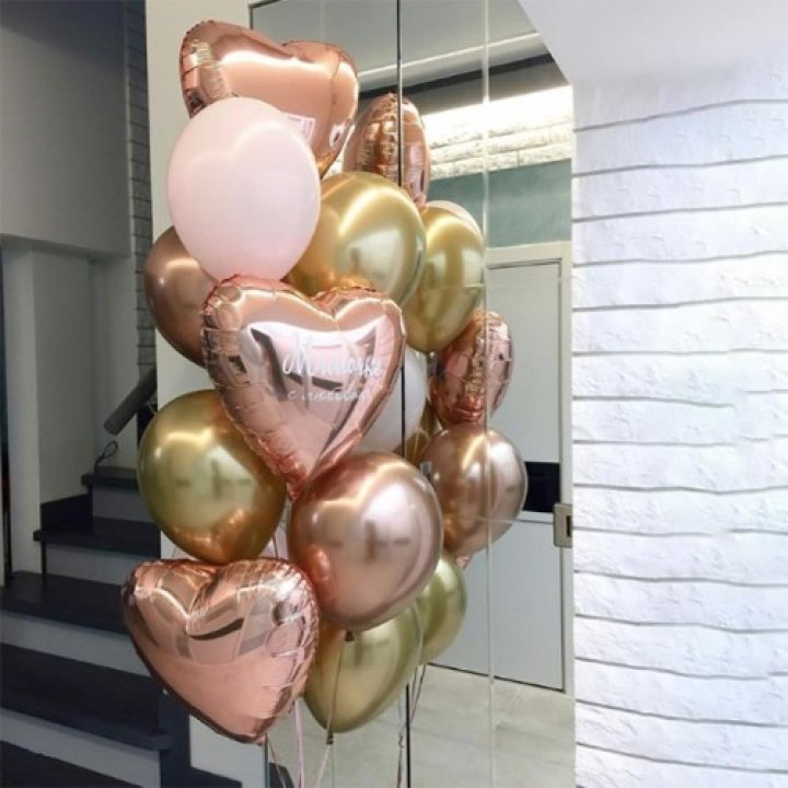 Фонтан шаров "От сердечка" в Мурманске