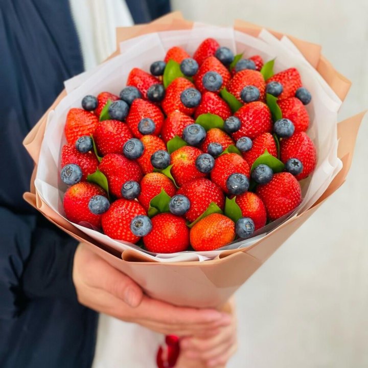 Ягодный бум №4 в Мурманске