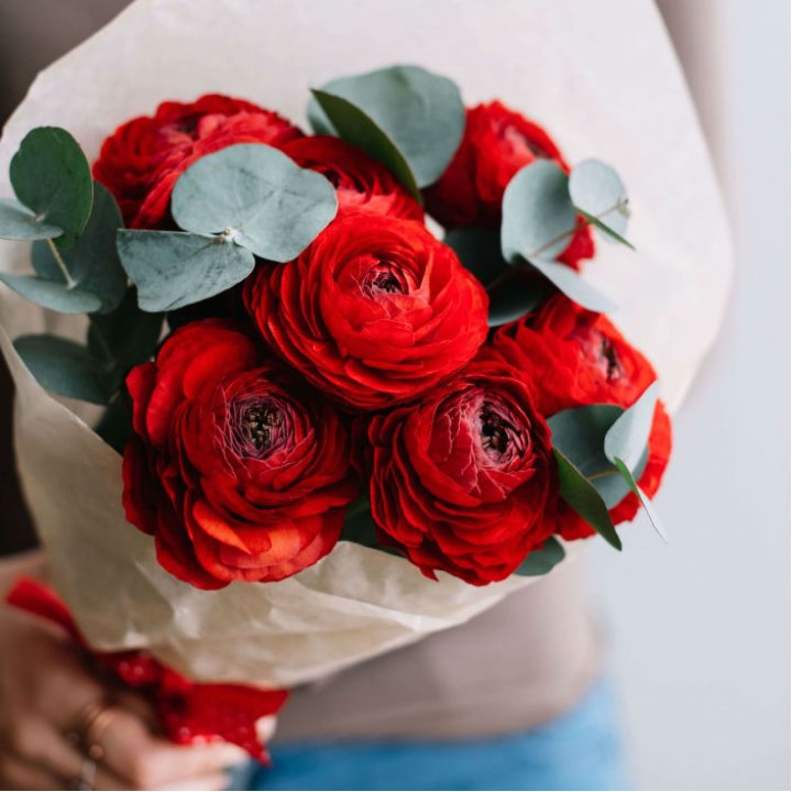 Букет ранункулюсов  в Мурманске