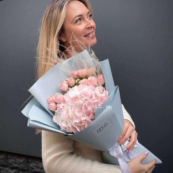 Гортензия  "Жасмин" в Мурманске