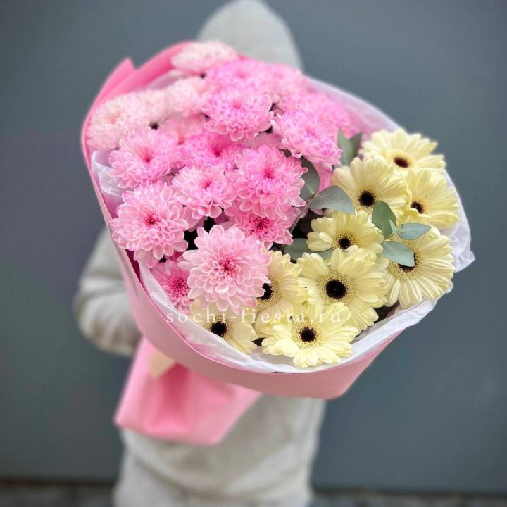 Дуо хризантем и гербер в Мурманске