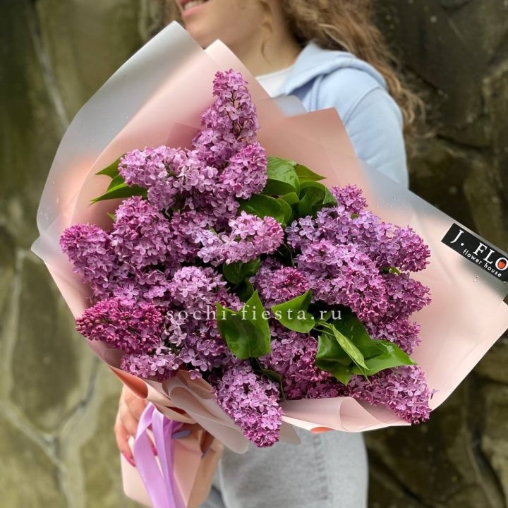 Букет сирени №3 в Мурманске