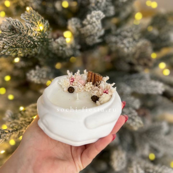 Свеча ароматическая в гипсе Руки с корицей в Мурманске