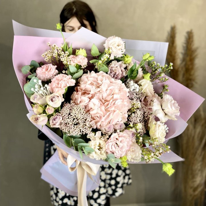 Дизайнерский букет "Трели кримс" в Мурманске