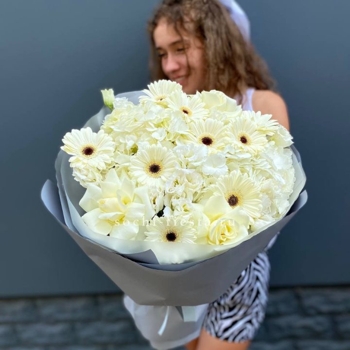  Букет "Вайт люксур" в Мурманске