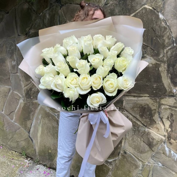 35 голландских роз в Мурманске