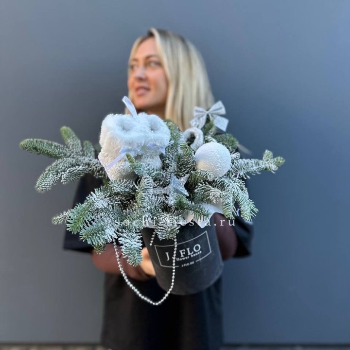 Новогодний бокс "Ботс вайт" в Мурманске