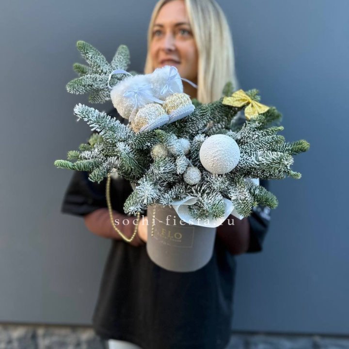 Новогодний бокс "Ботс голд" в Мурманске