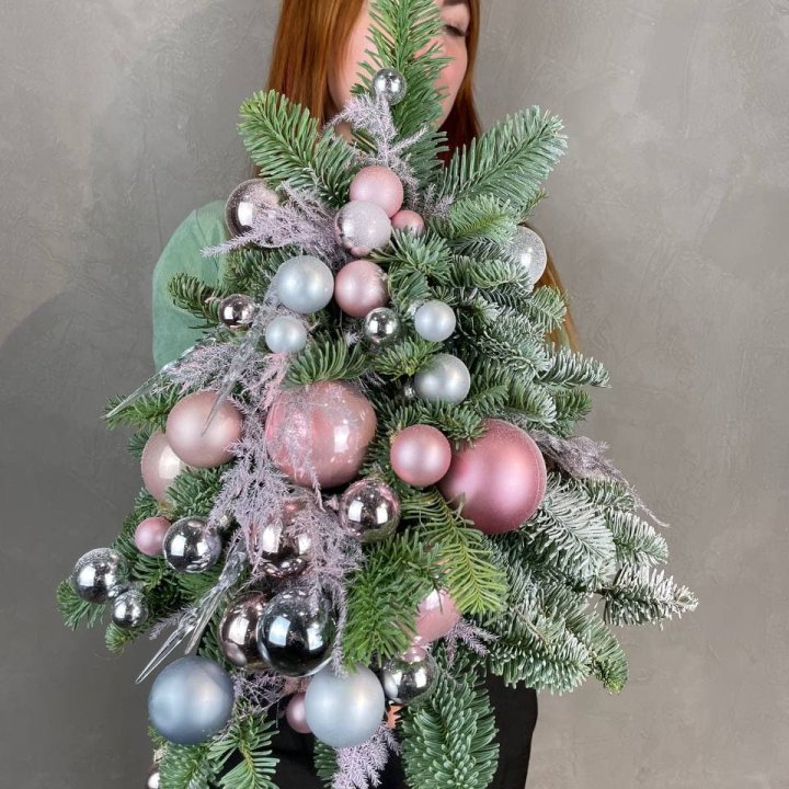 Новогодняя елочка "Розе голд" в Мурманске