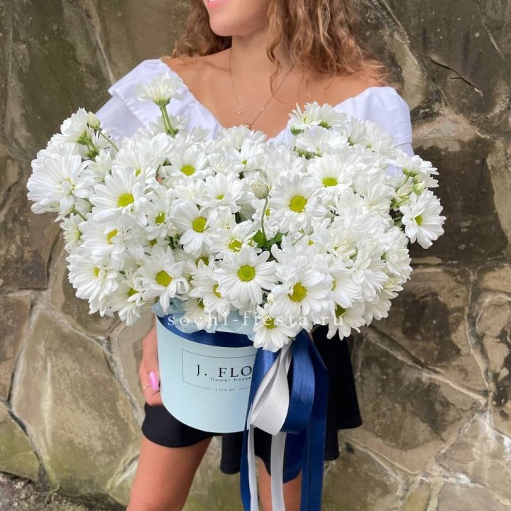 Коробка с хризантемами №2 в Мурманске