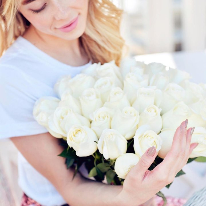 Букет высоких роз "Облака" в Мурманске