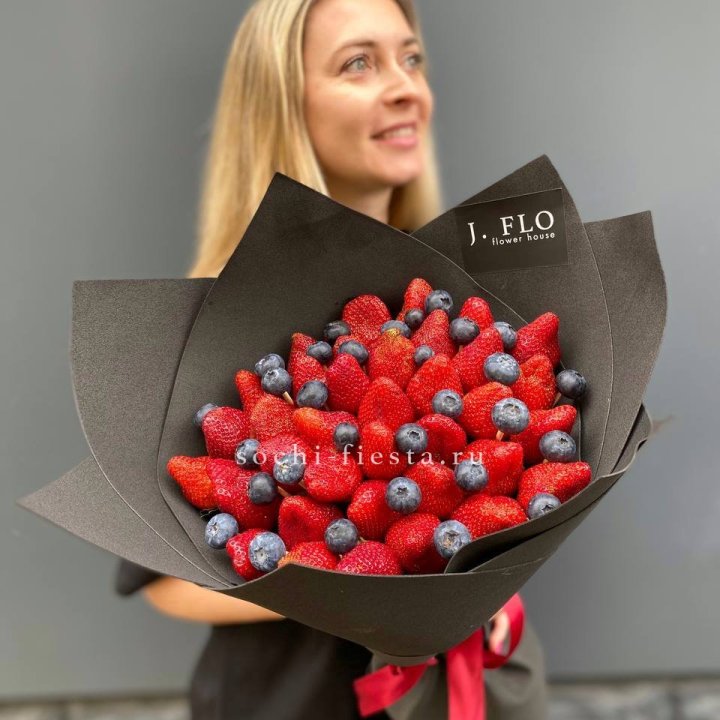 Ягодный вальс в Мурманске