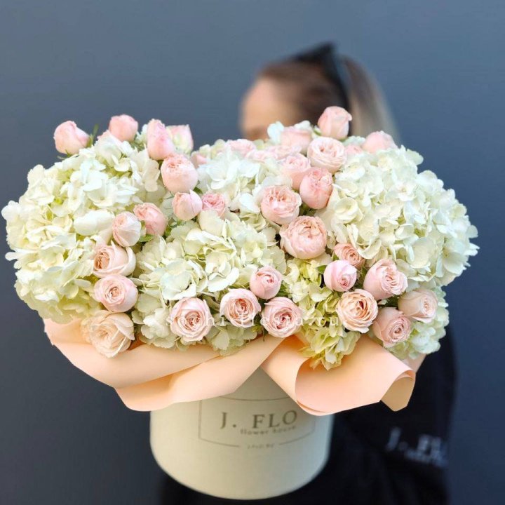 Дизайнерский бокс "Изабелла" в Мурманске