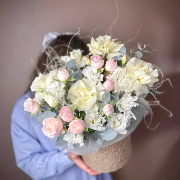 Авторский бокс "Милена" в джутовом кашпо в Мурманске