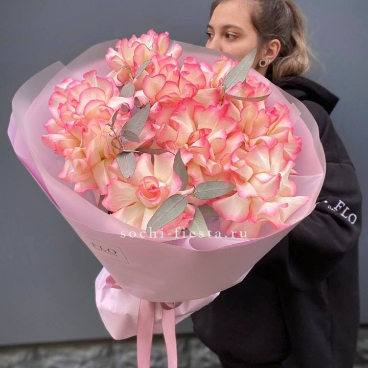 9 французских роз Джумилия в Мурманске