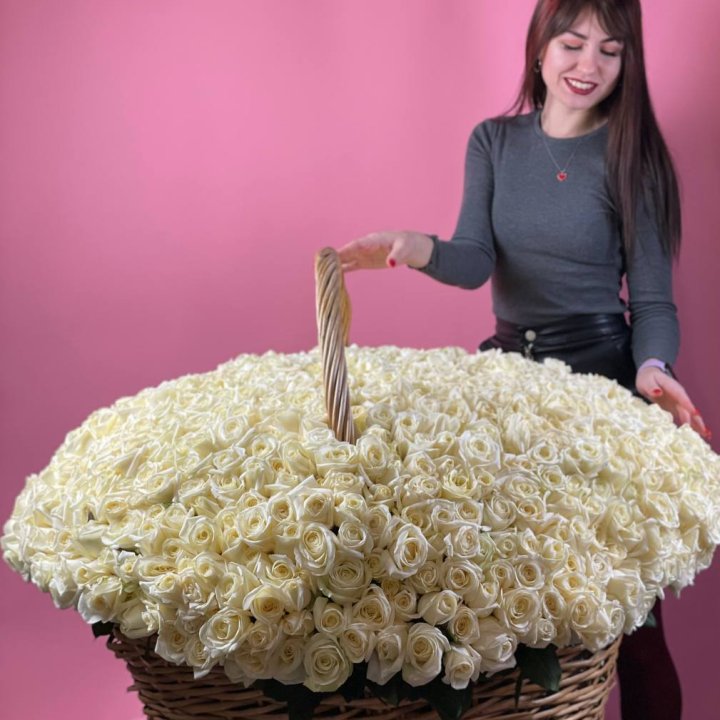 1001 белая роза в Мурманске