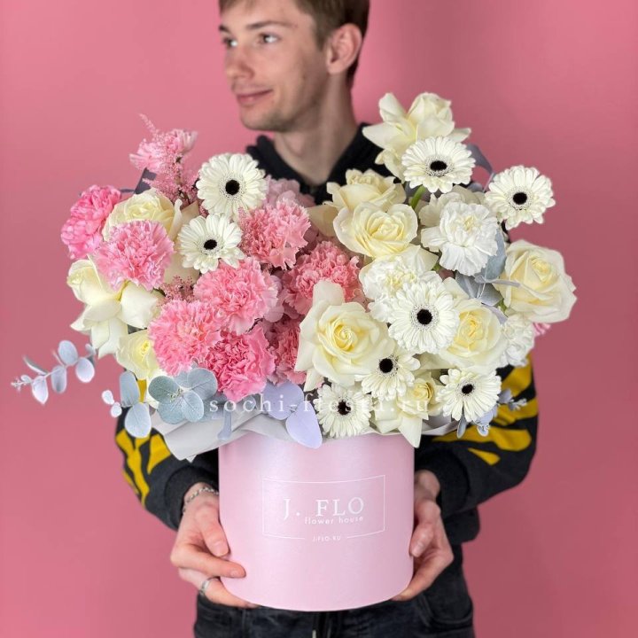 Дизайнерский бокс "Индира" в Мурманске