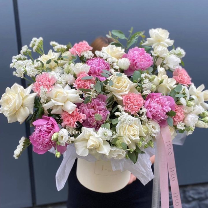 Дизайнерский бокс "Амор этерна" в Мурманске