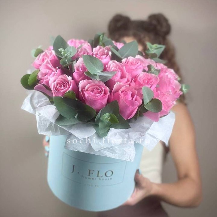 Бокс 27 роз в Мурманске