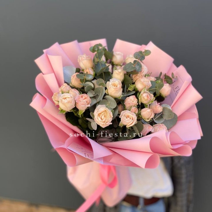 Букет пионовидных роз Cute Love в Мурманске