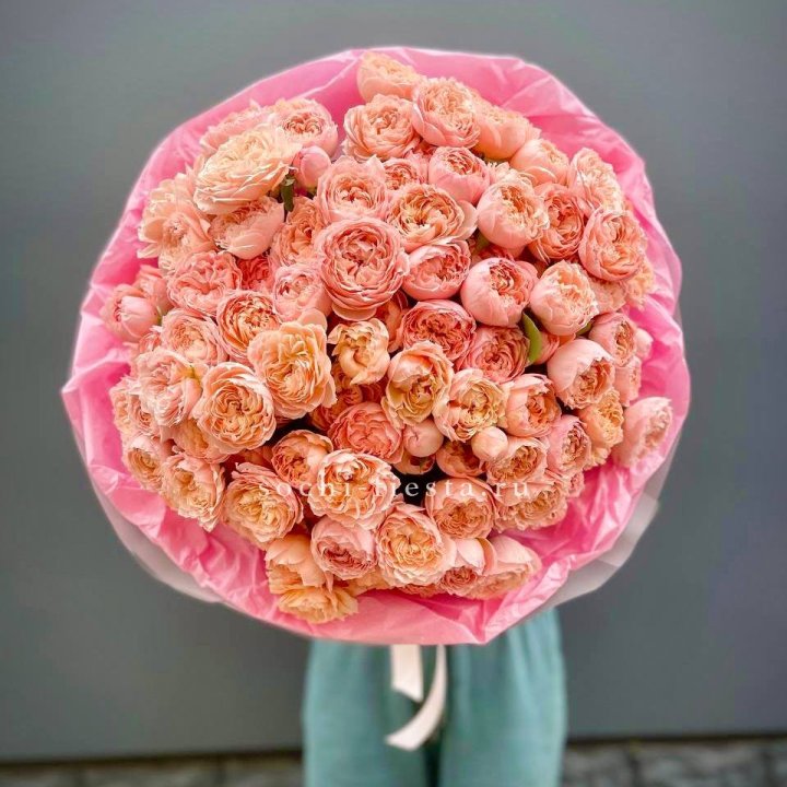 Букет кустовых пионовидных роз Джульетта "Принцесса" в Мурманске