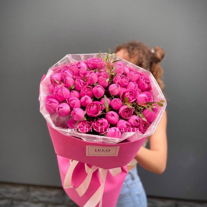 Кустовые розы букет Мисти Баблс в Мурманске