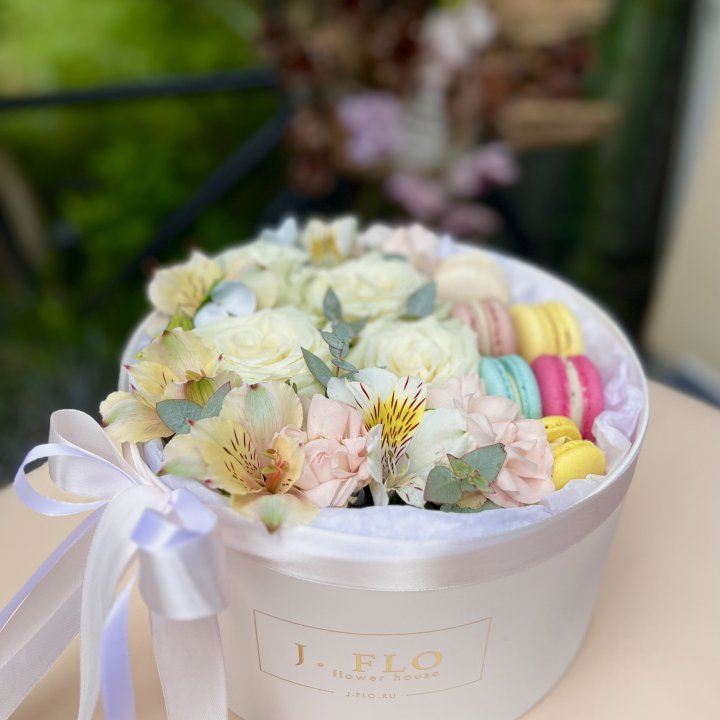 Цветочный бокс "Ника" в Мурманске