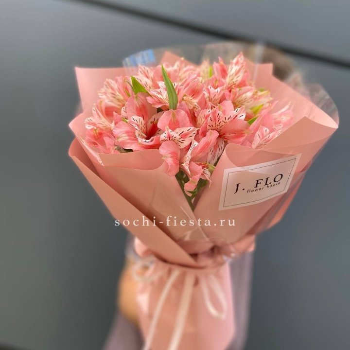 Букет альстромерий розовых в Мурманске
