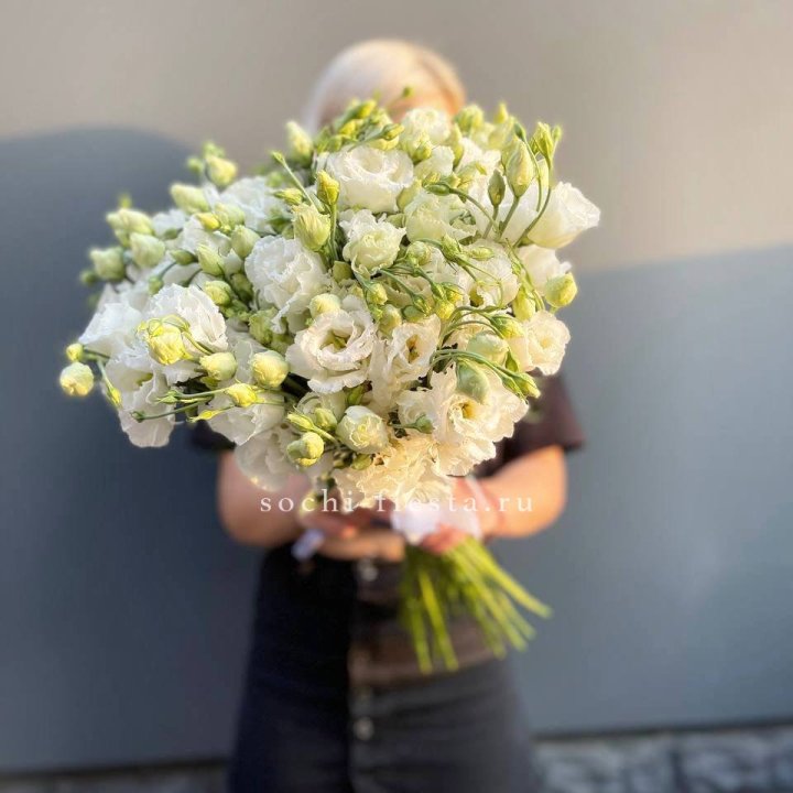 Букет эустом под ленту  в Мурманске