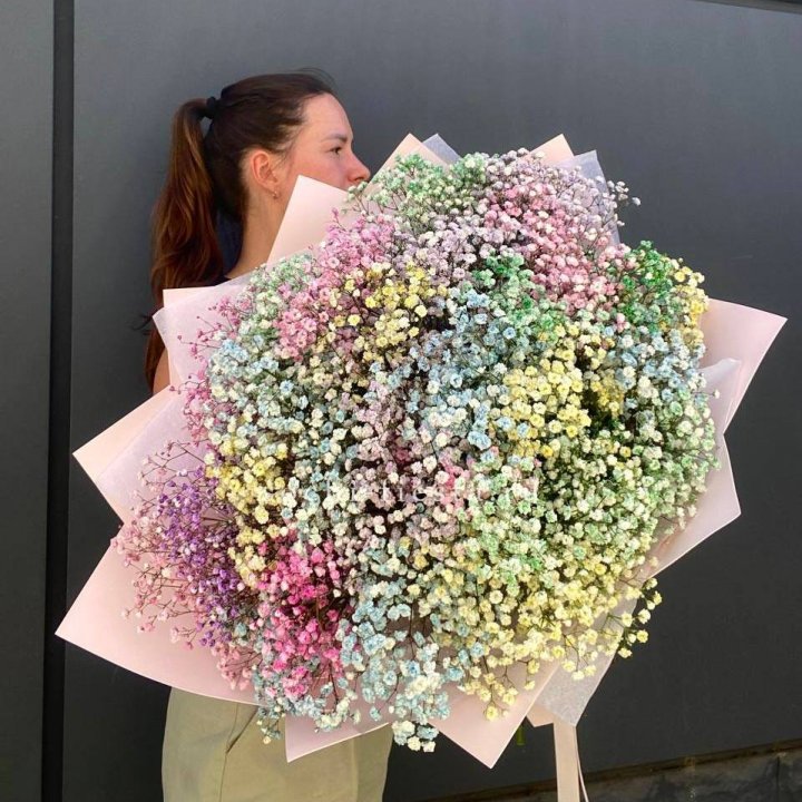 Пышный букет из гипсофил  в Мурманске