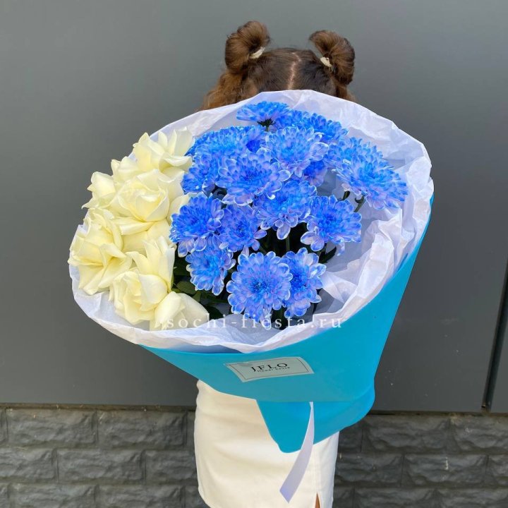 Дуо букет розы и хризантема в Мурманске