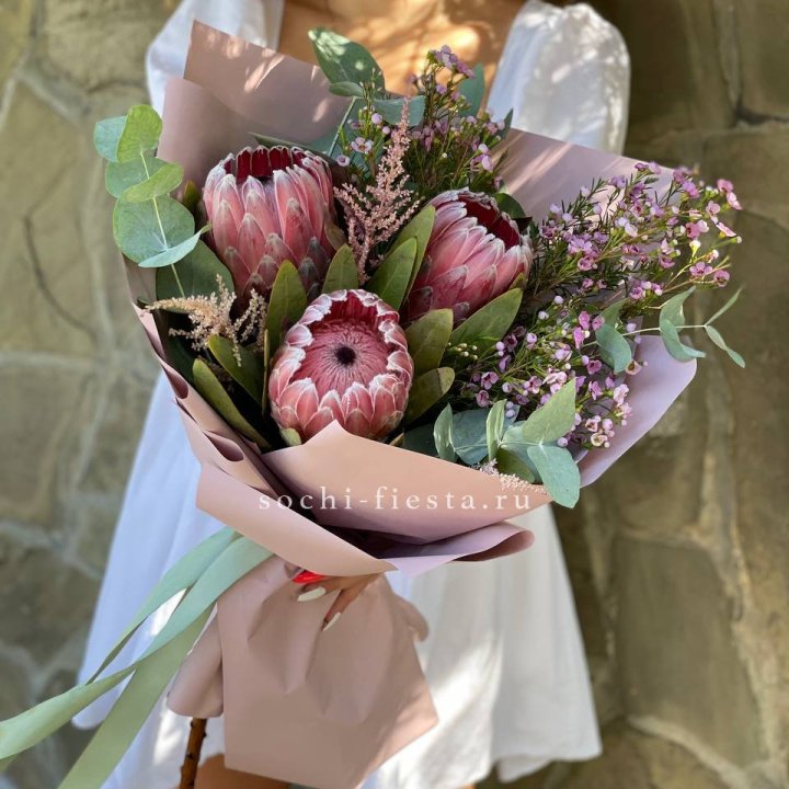 Букет из протеи "Клеопатра"  в Мурманске