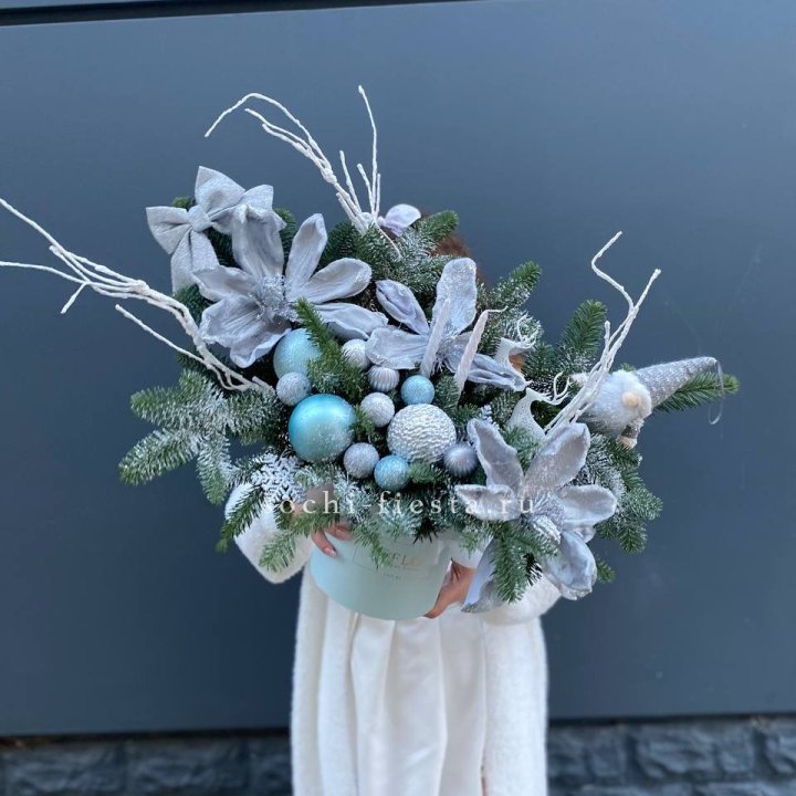 Композиция "Снежный цветок" в Мурманске