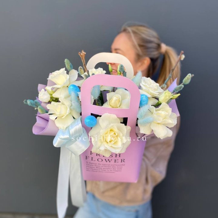 Цветочная сумочка "Пасхальная композиция" в Мурманске