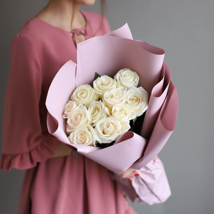 11 белых роз в Мурманске