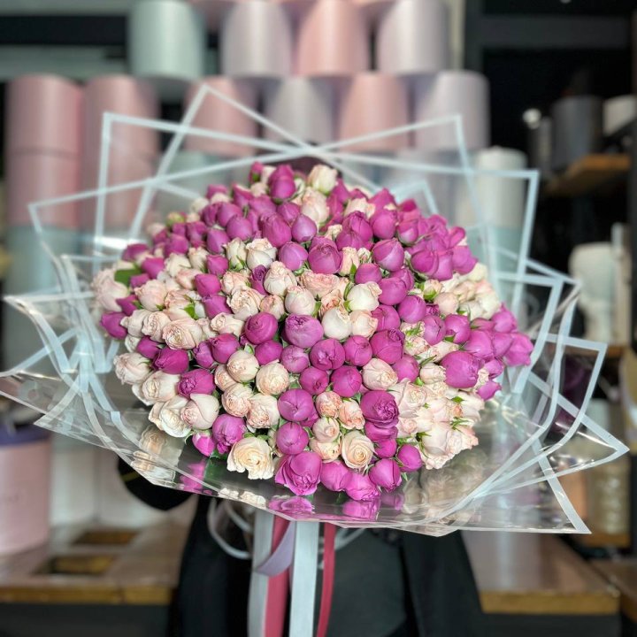 101 кустовая пионовидная роза в Мурманске