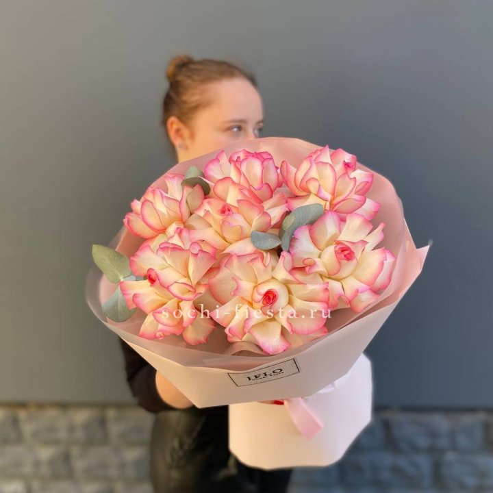 7 французских роз Джумилия в Мурманске