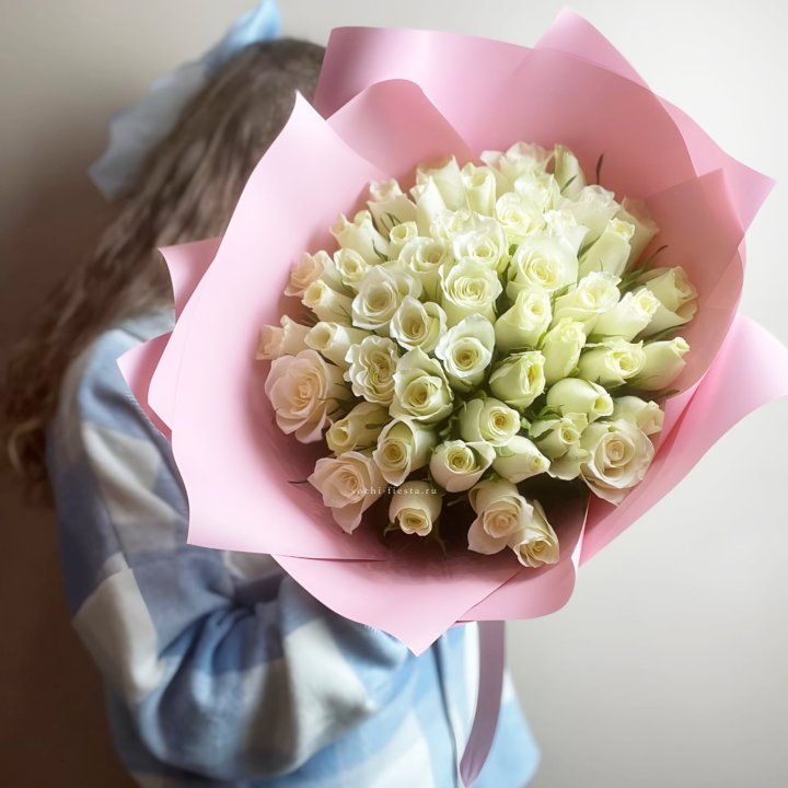 Букет из 51 белой розы (Кения) в Мурманске