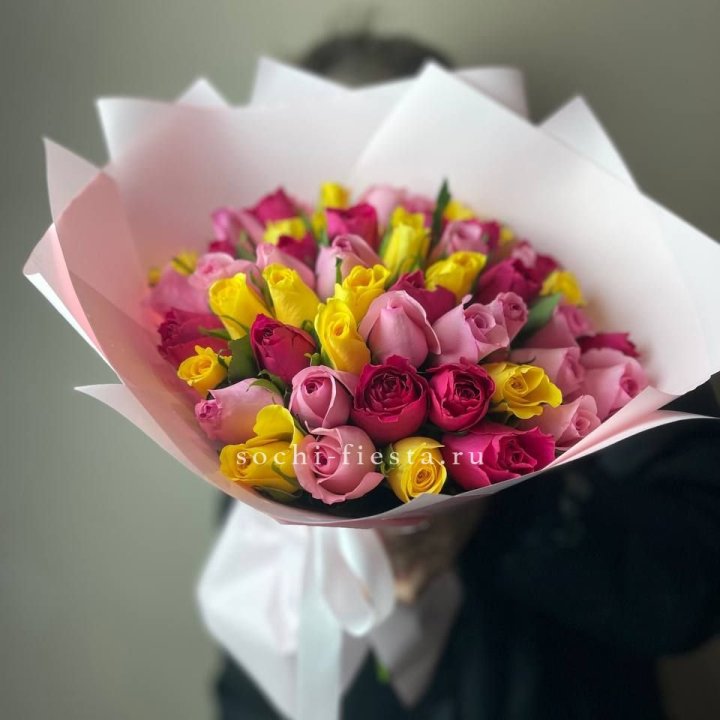 Букет из 51 розы Микс (Кения) в Мурманске