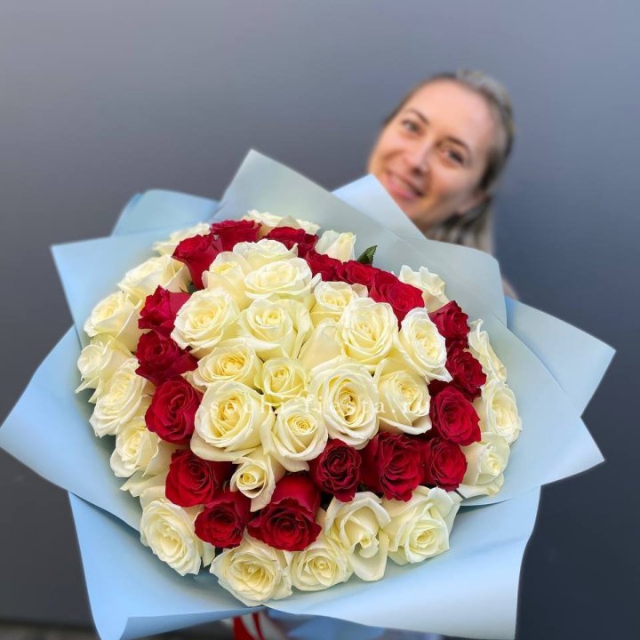 51 роза "Сердце" в Мурманске