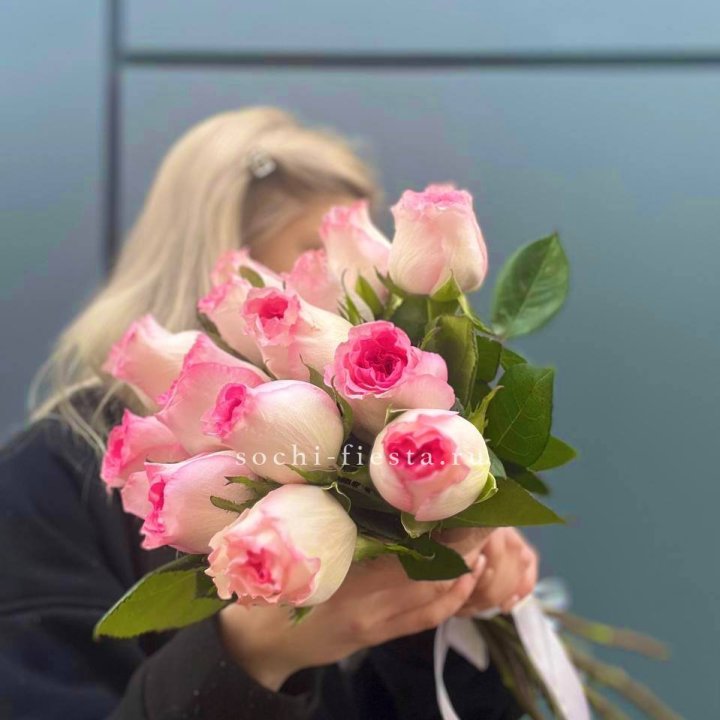 15 роз Мандала в Мурманске