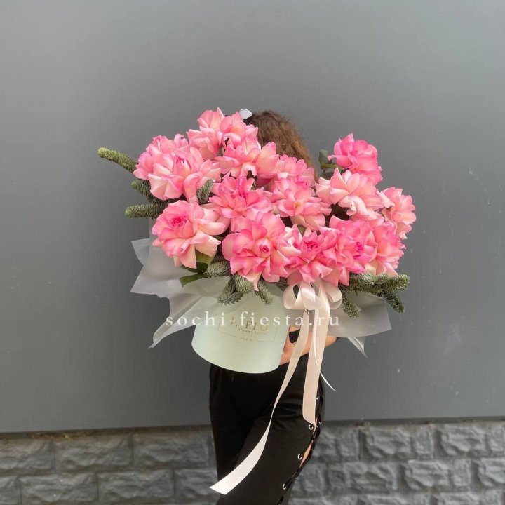 Бокс из 15 французских роз в Мурманске