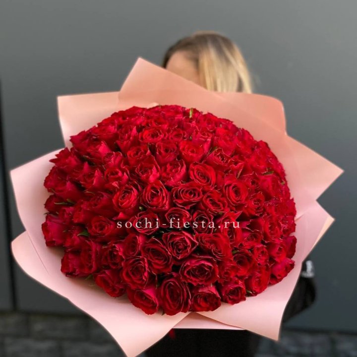 101 роза мадам ред в Мурманске