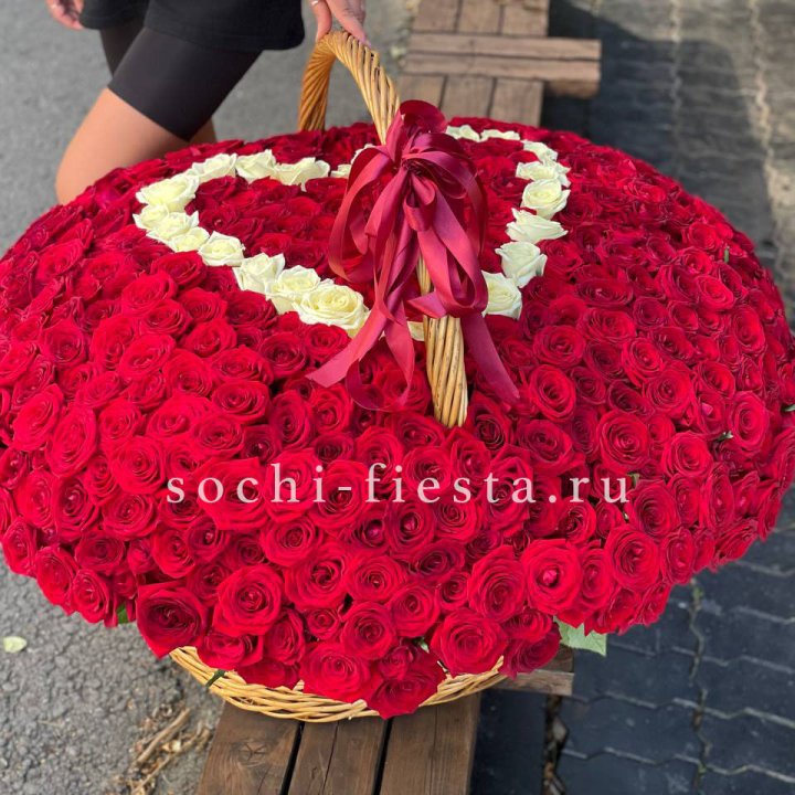 505 роз в Мурманске