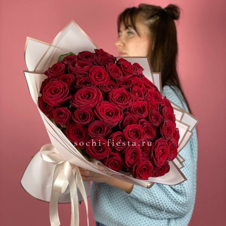 51 красная роза "Лавели" в Мурманске