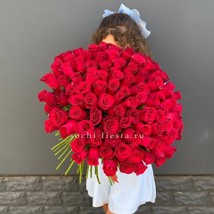 101 красная роза в Мурманске