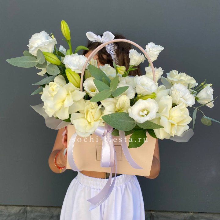 Сумочка цветов "Матина" в Мурманске